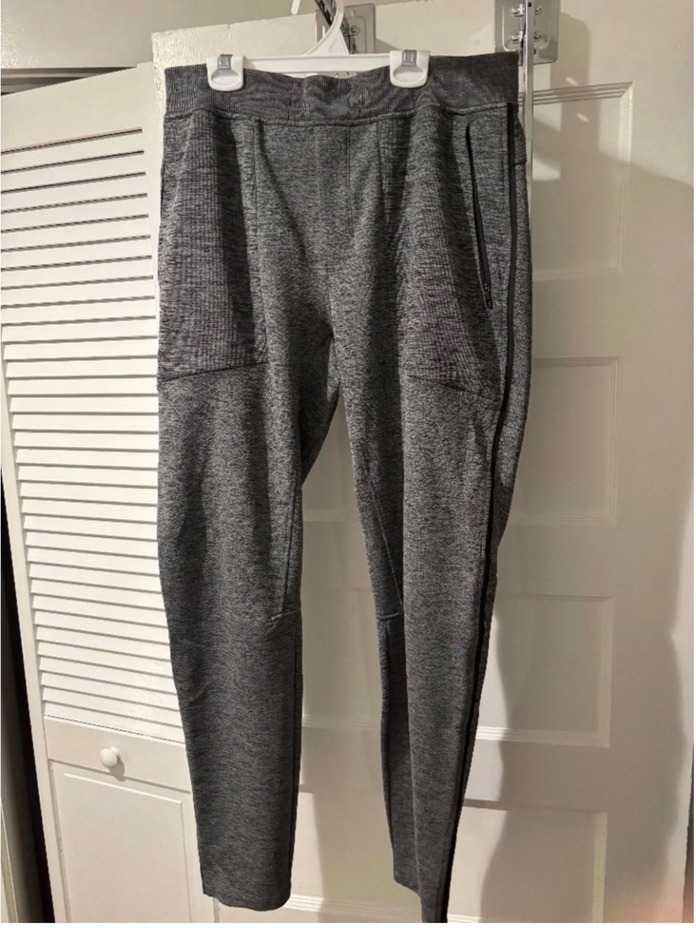 Men’s lululemon charcoal gray spacedye joggers